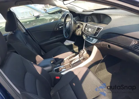 2015 Honda Accord Sport z USA, uszkodzony, nr VIN 1HGCR2F58FA189681